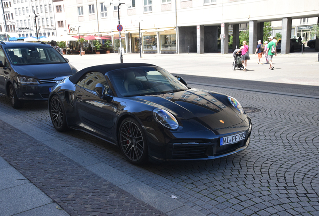 Porsche 992 Turbo Cabriolet