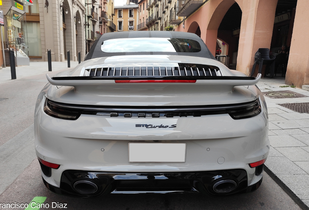 Porsche 992 Turbo S Cabriolet