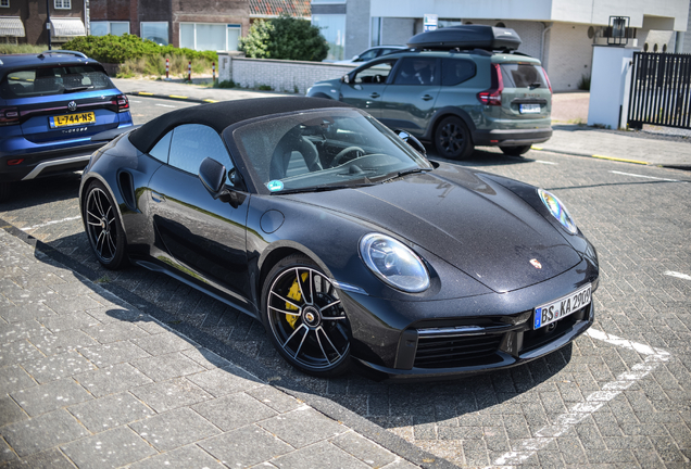 Porsche 992 Turbo S Cabriolet