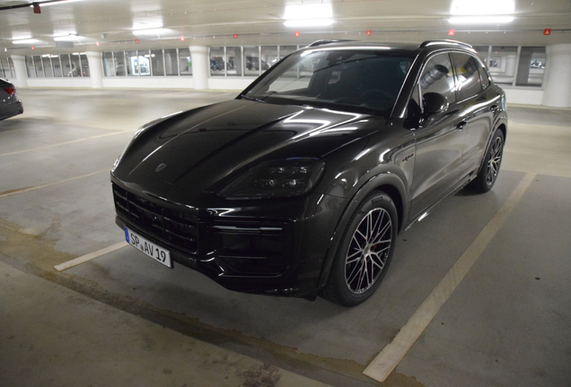 Porsche 9YA Cayenne Turbo E-Hybrid