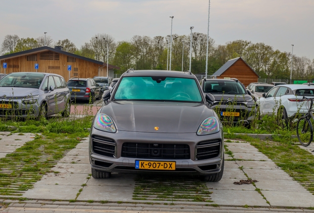 Porsche Cayenne Turbo S E-Hybrid