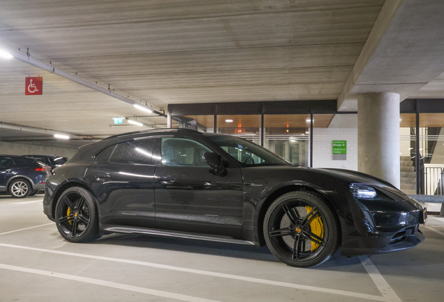 Porsche Taycan Turbo S Sport Turismo
