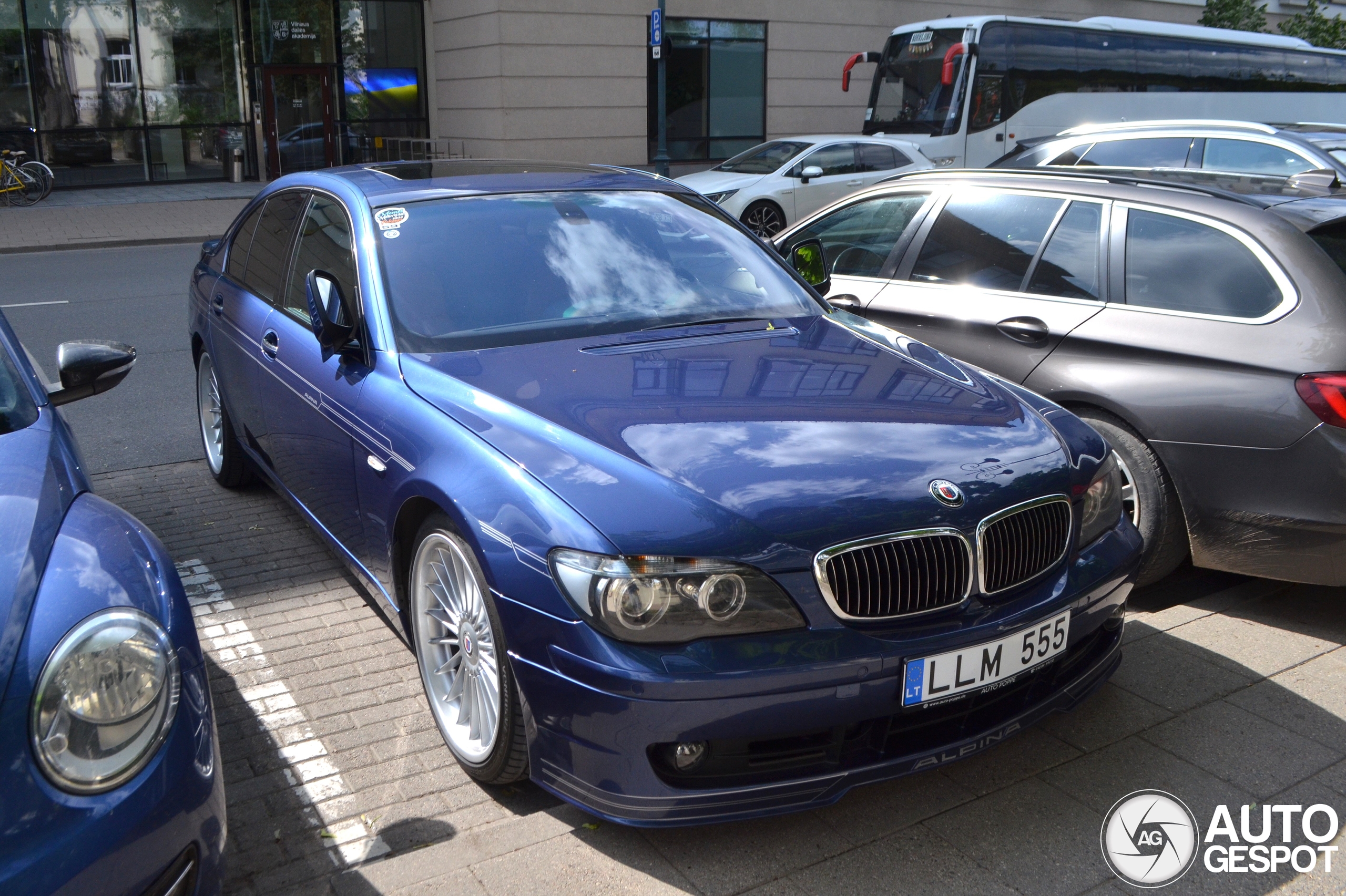 Alpina B7