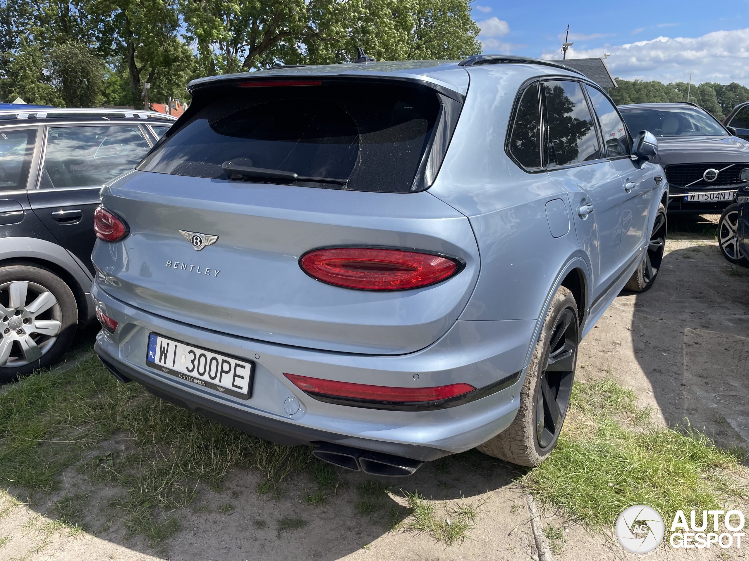 Bentley Bentayga Azure