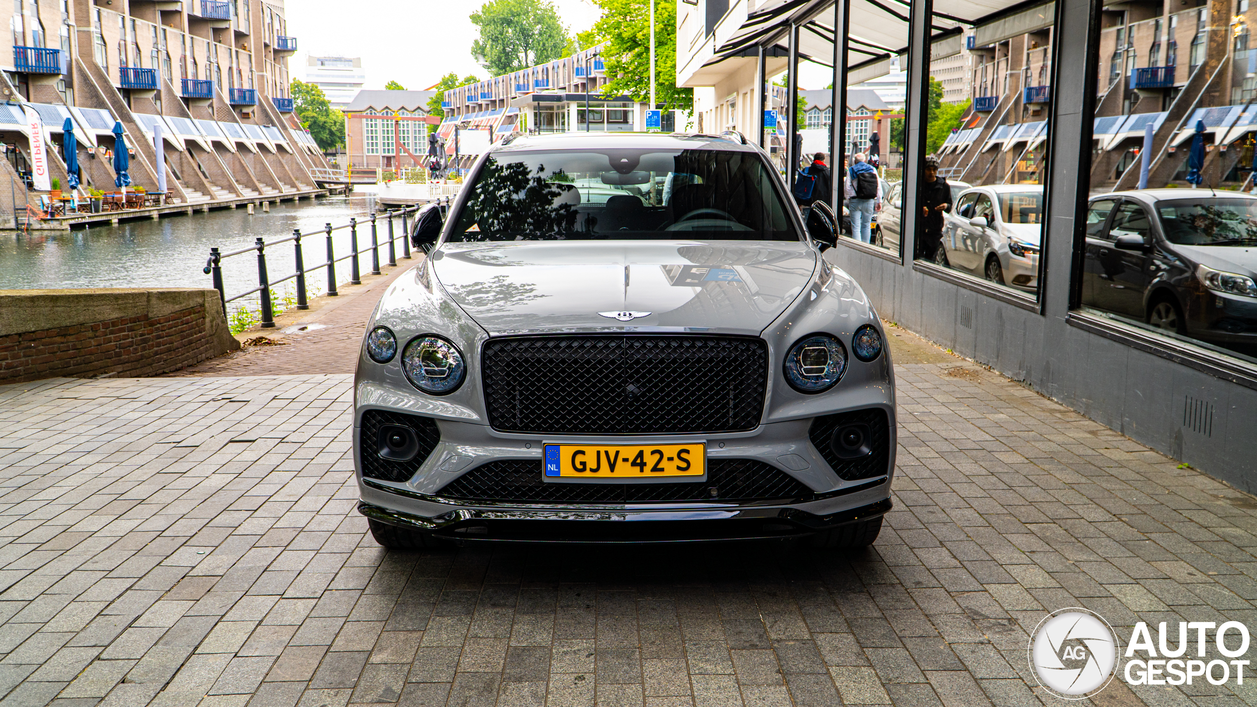 Bentley Bentayga Hybrid S