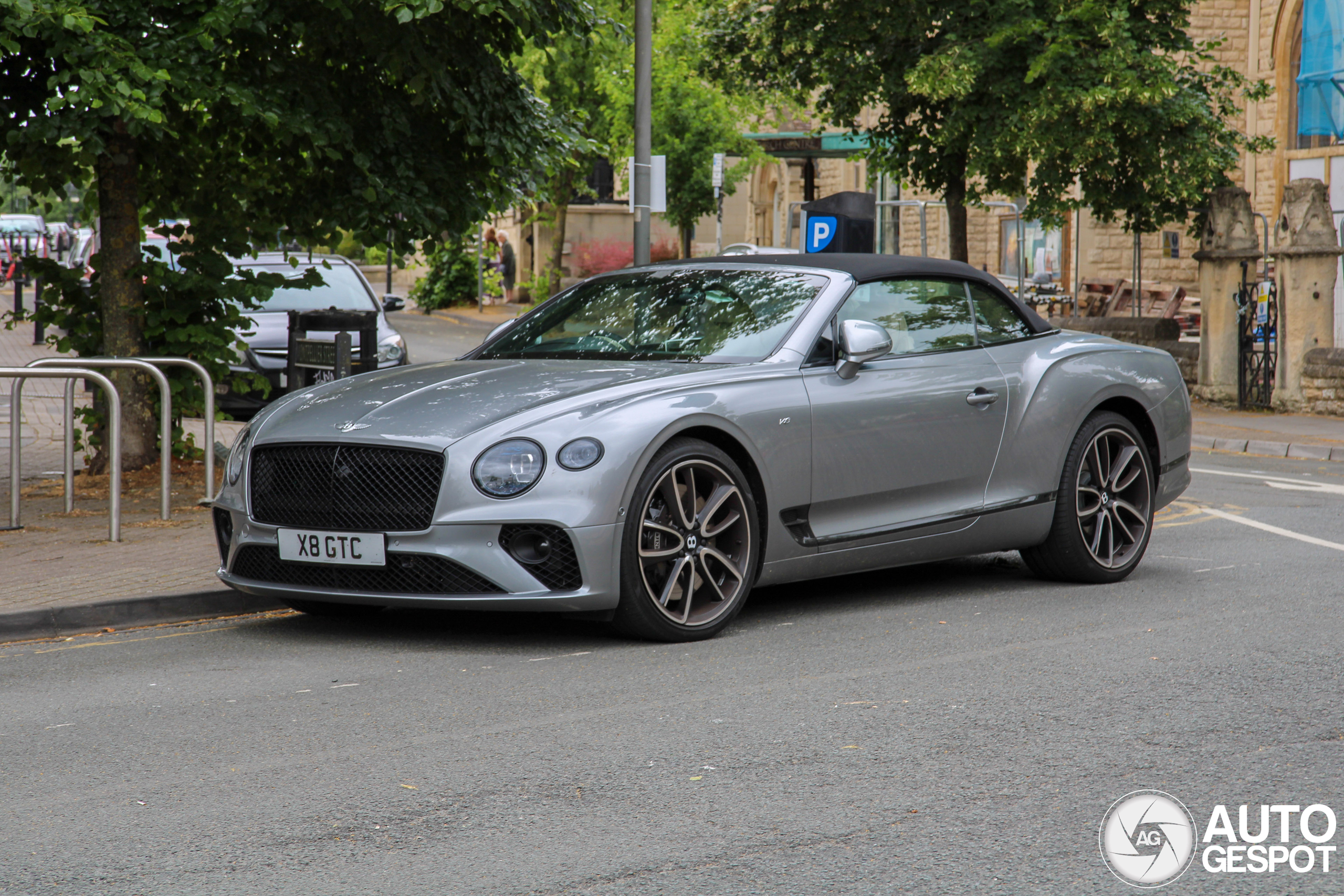 Bentley Continental GTC V8 2020