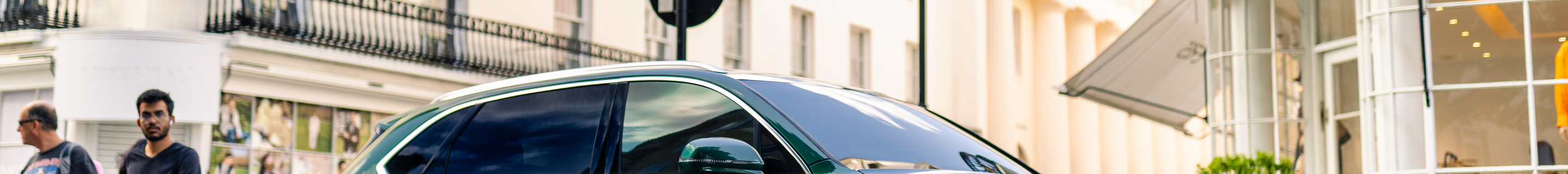 Bentley Bentayga Azure EWB 2024