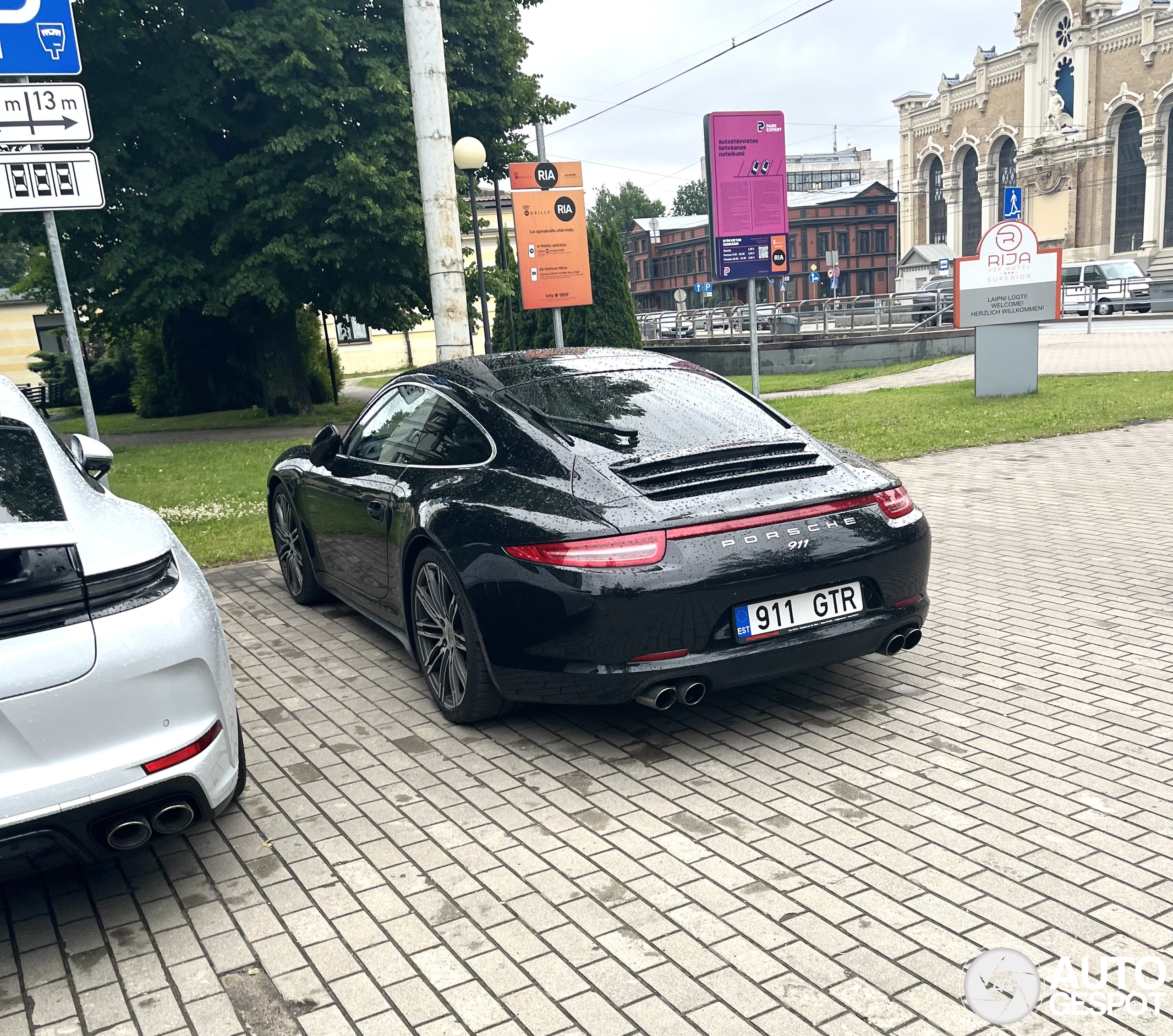 Porsche 991 Carrera 4S MkI