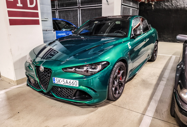 Alfa Romeo Giulia Quadrifoglio 2023
