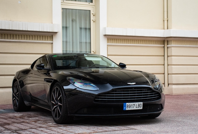 Aston Martin DB11 V8
