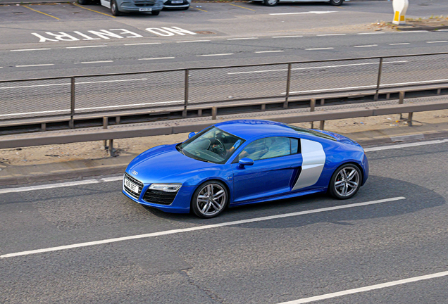 Audi R8 V10 2013