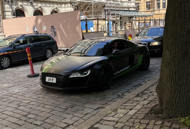 Audi R8 V10