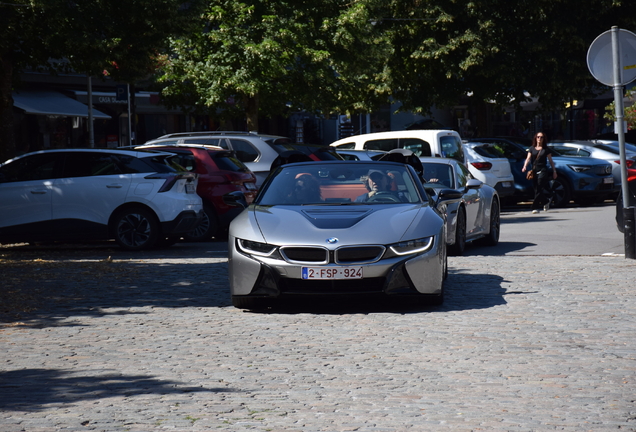 BMW i8 Roadster