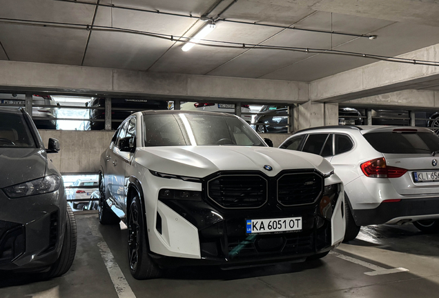 BMW XM G09
