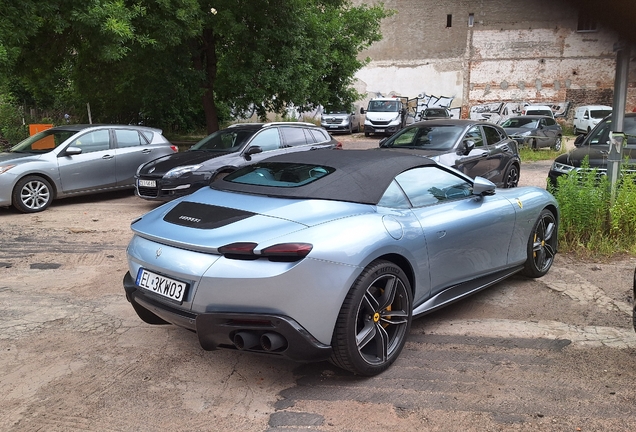 Ferrari Roma Spider