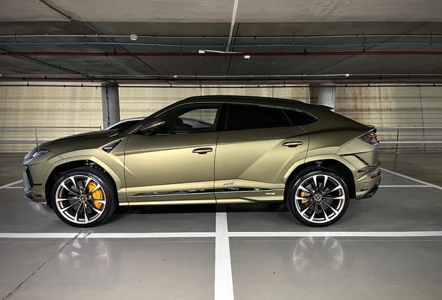 Lamborghini Urus S