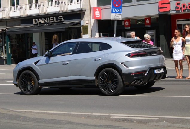 Lamborghini Urus SE