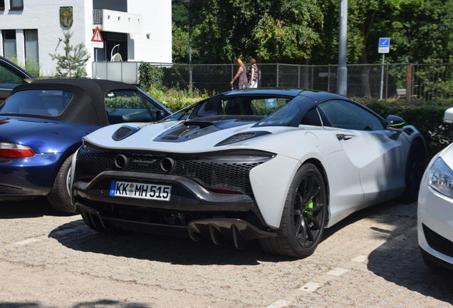 McLaren Artura Spider