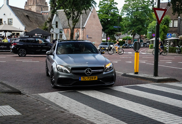 Mercedes-AMG C 63 S W205