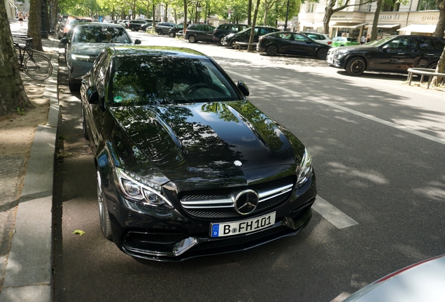 Mercedes-AMG C 63 W205