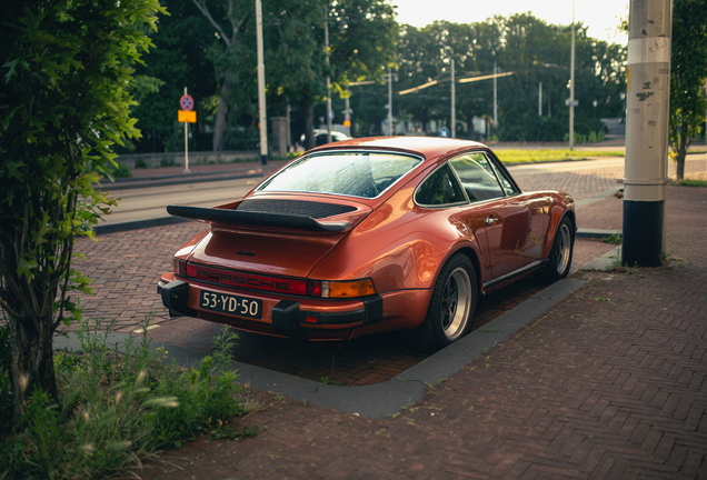 Porsche 930 Turbo