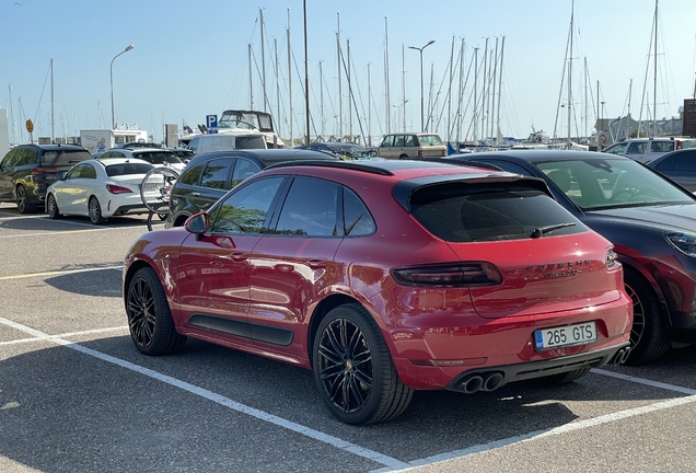 Porsche 95B Macan GTS