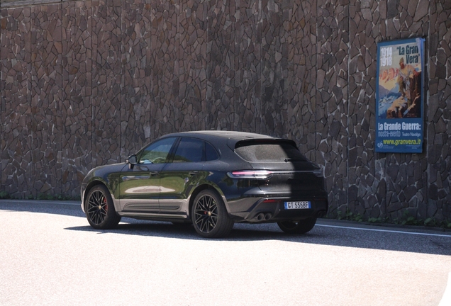 Porsche 95B Macan GTS MkIII