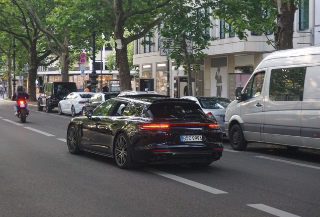 Porsche 971 Panamera GTS Sport Turismo