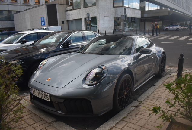 Porsche 992 Carrera 4 GTS MkII