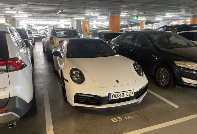 Porsche 992 Carrera S