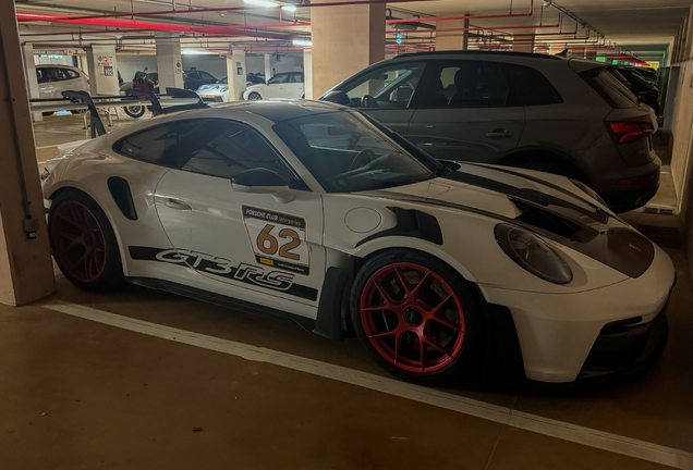 Porsche 992 GT3 RS Weissach Package