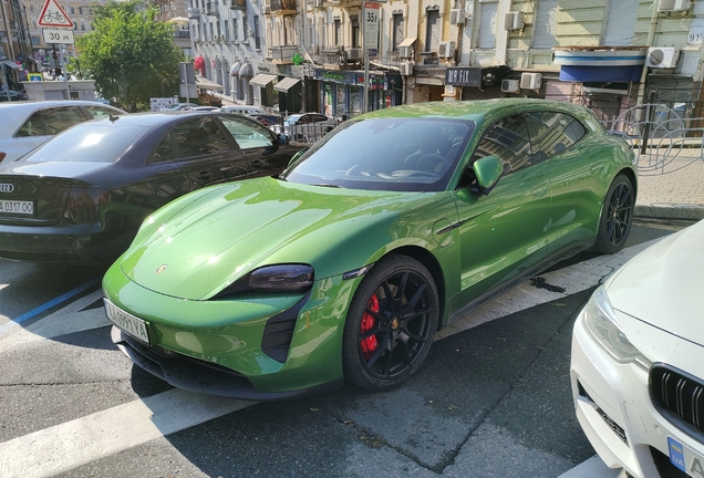 Porsche Taycan GTS Sport Turismo