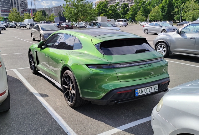 Porsche Taycan GTS Sport Turismo