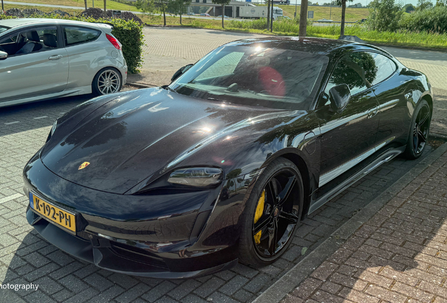 Porsche Taycan Turbo S