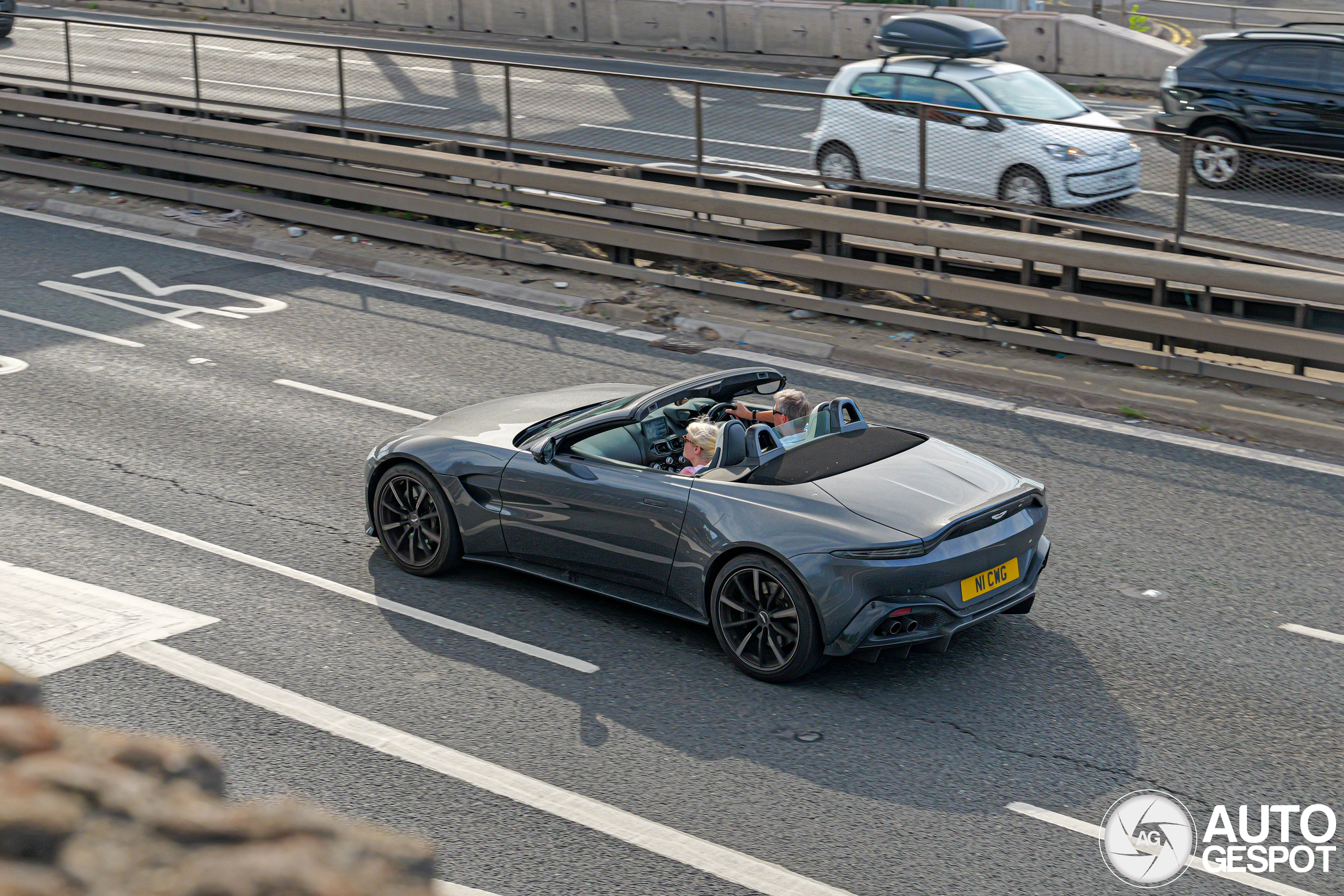 Aston Martin V8 Vantage Roadster 2020