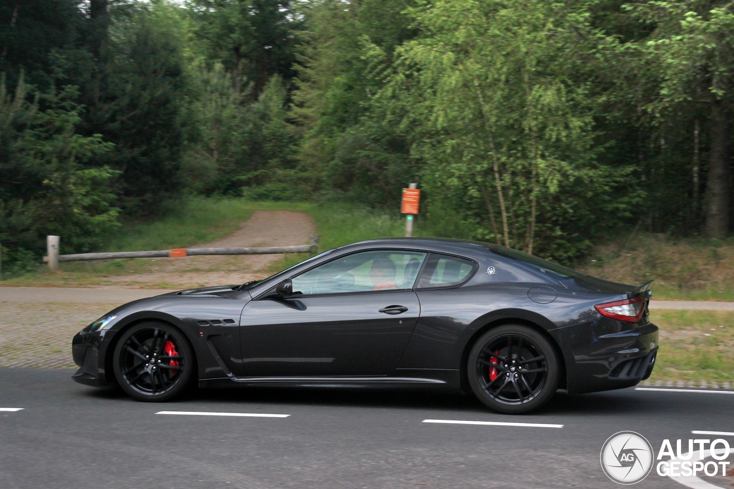 Maserati GranTurismo MC Stradale 2013