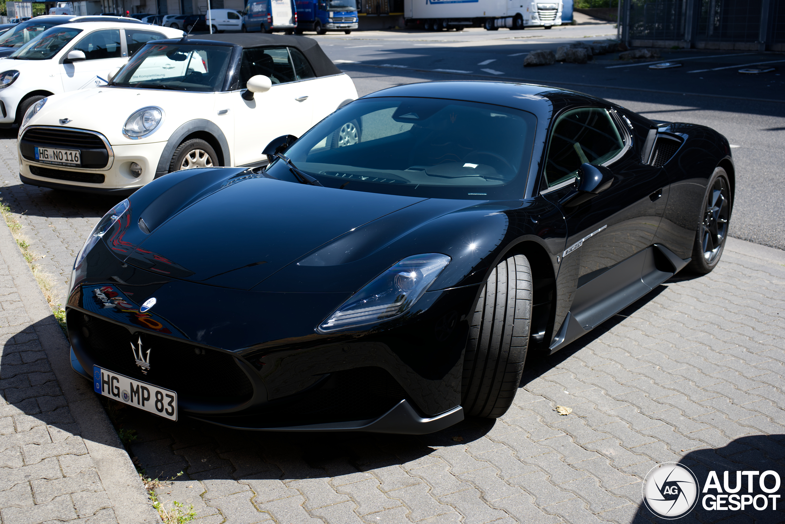 Maserati MC20