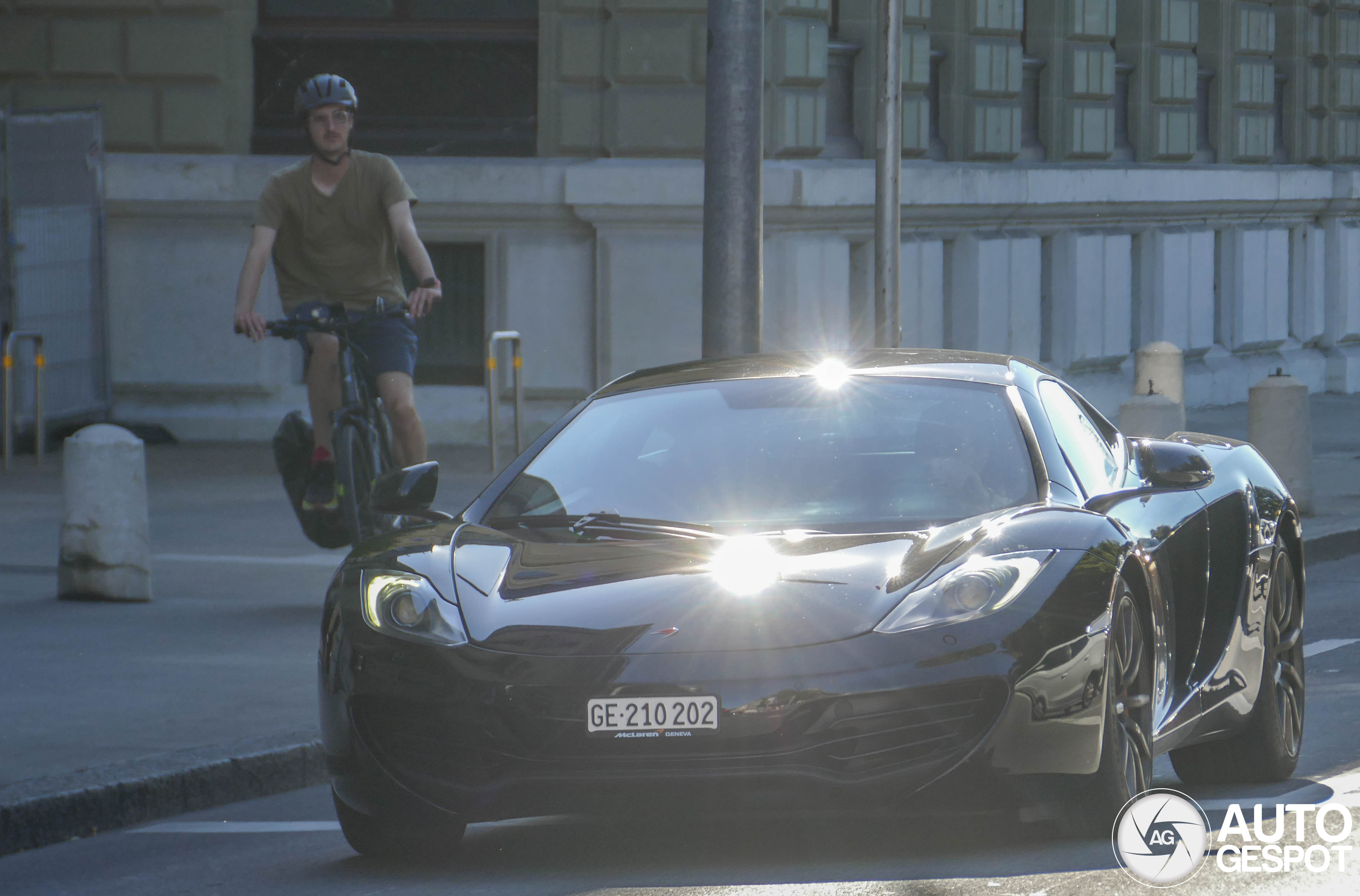 McLaren 12C
