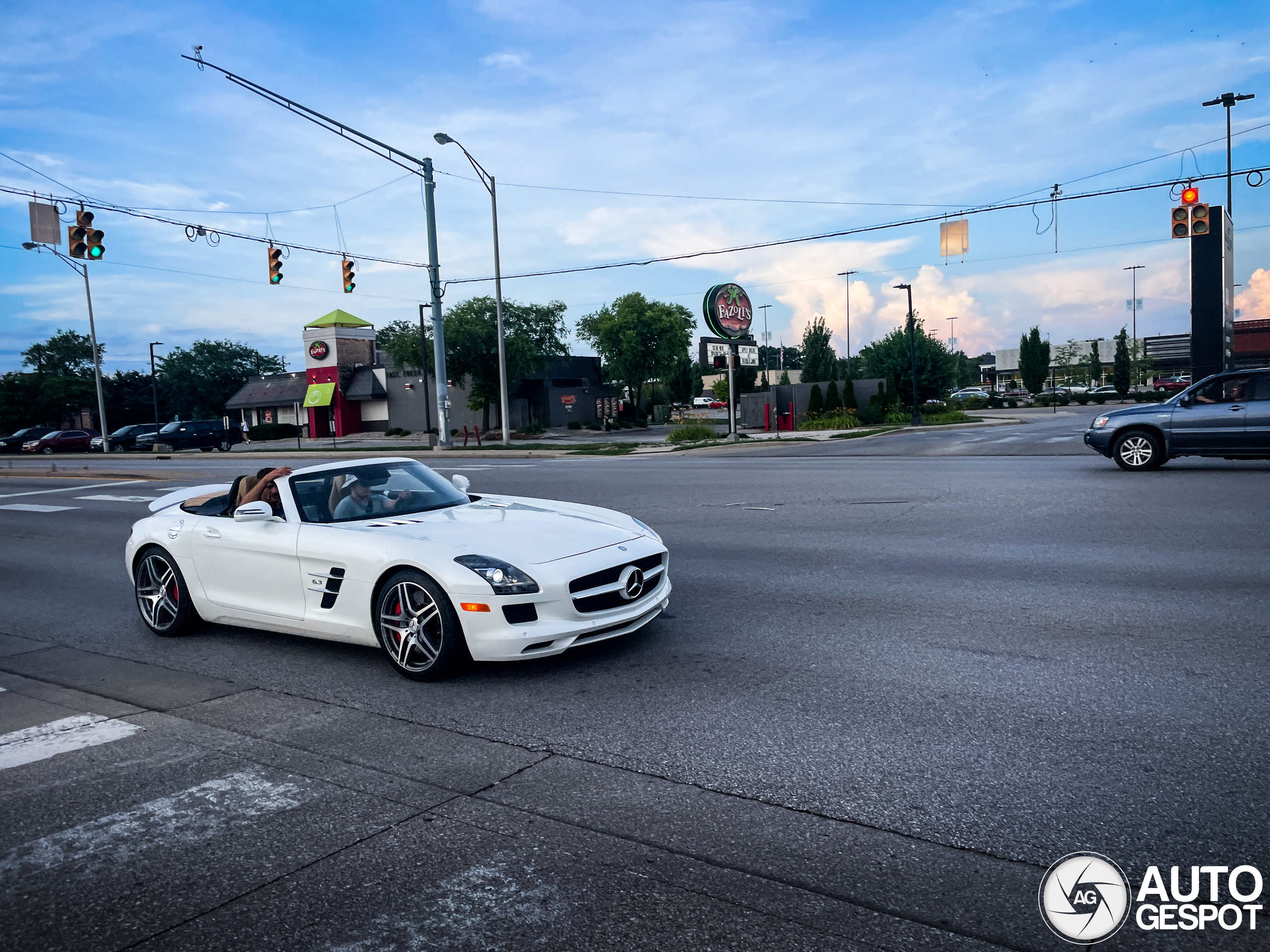 Mercedes-Benz SLS AMG Roadster