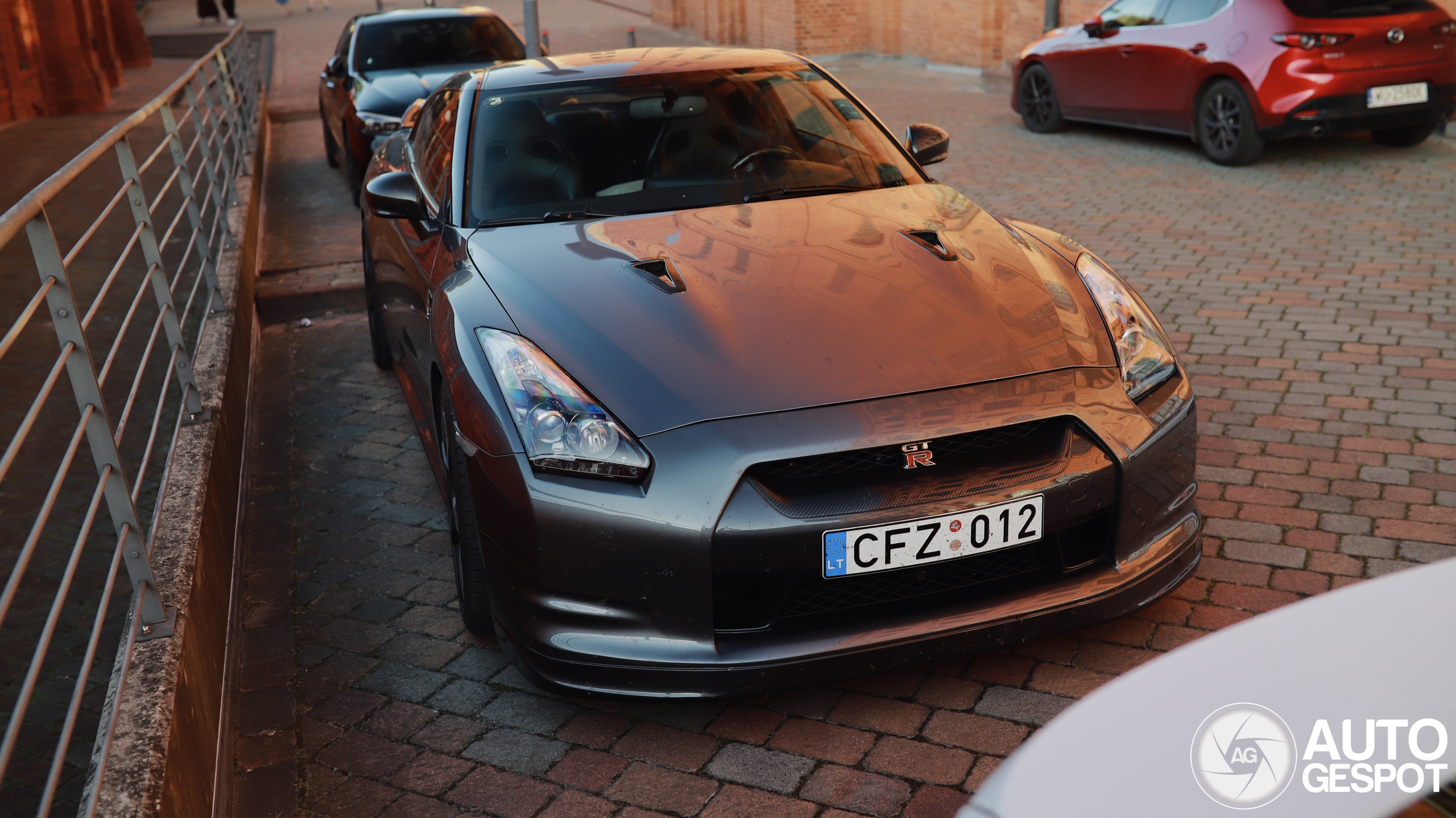 Nissan GT-R