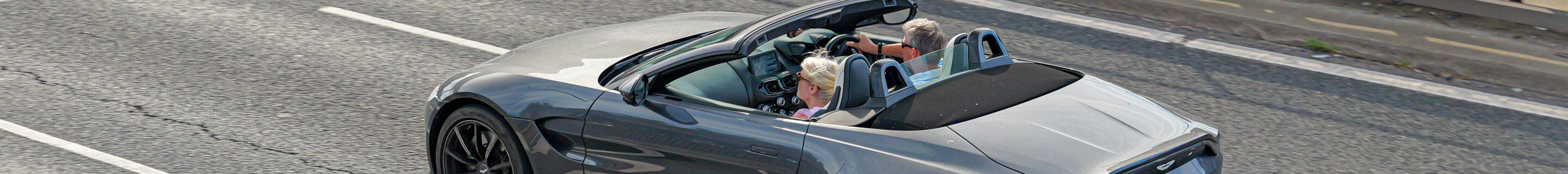 Aston Martin V8 Vantage Roadster 2020