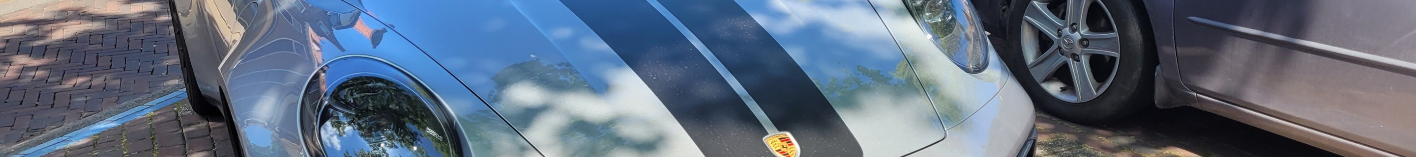 Porsche 992 Carrera 4 GTS Cabriolet MkI