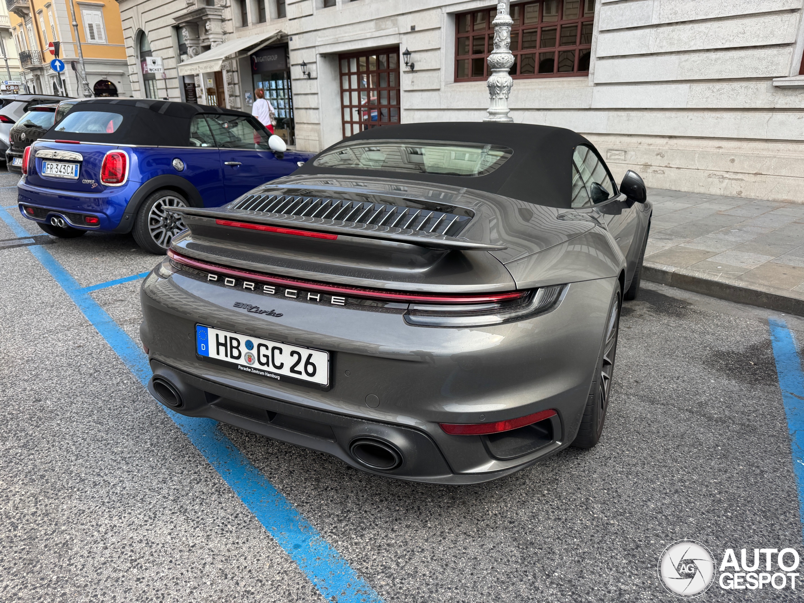 Porsche 992 Turbo Cabriolet