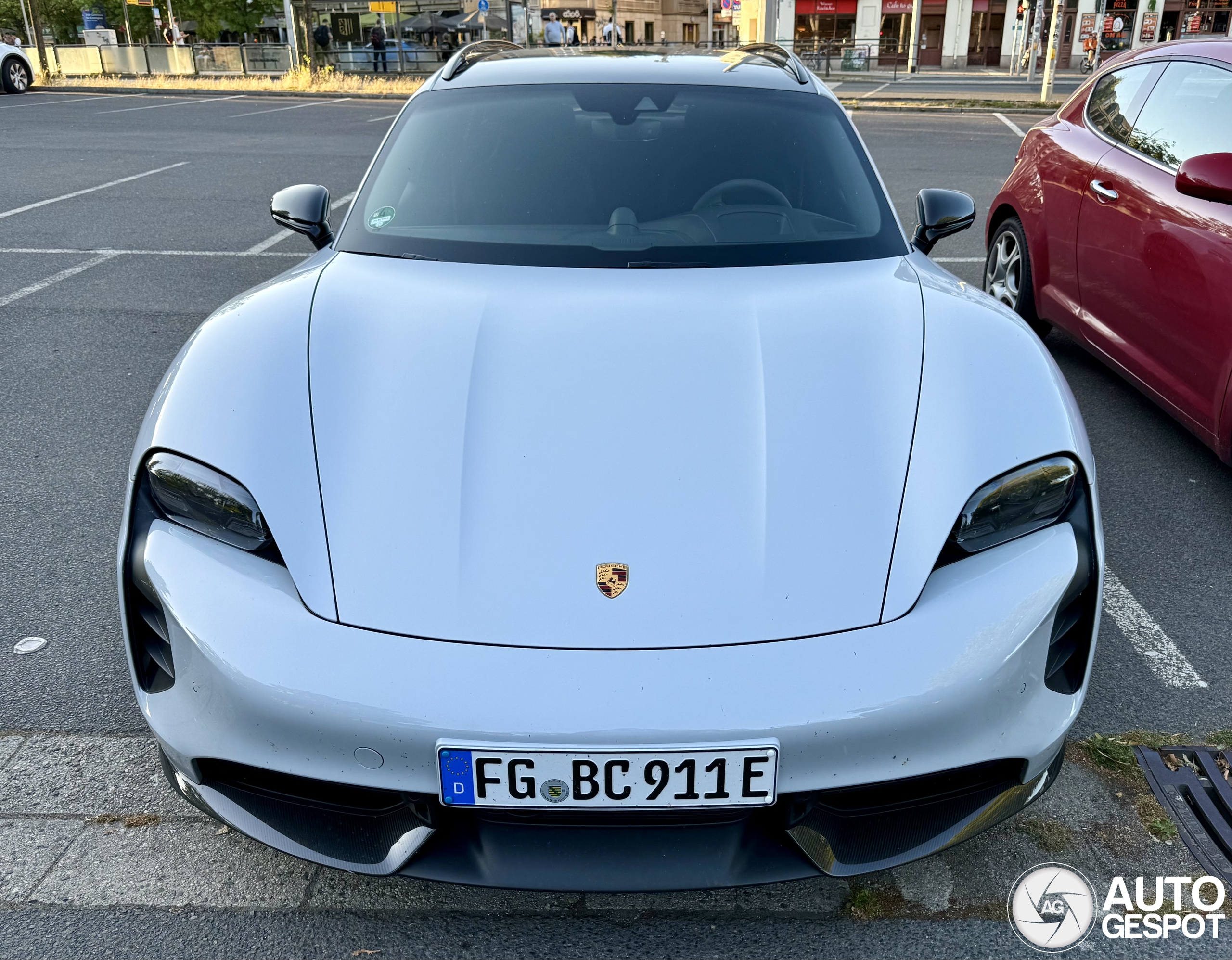 Porsche Taycan GTS Sport Turismo