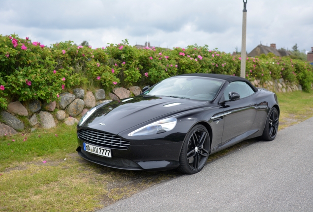 Aston Martin DB9 Volante 2013