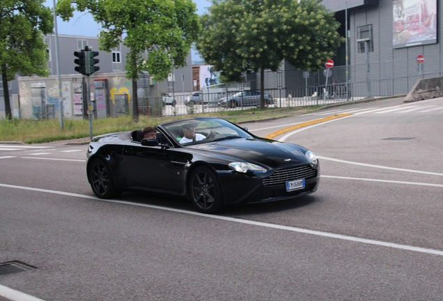 Aston Martin V8 Vantage Roadster