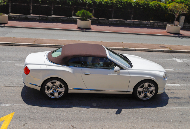 Bentley Continental GTC 2012