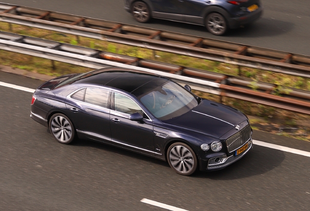 Bentley Flying Spur V8 Azure