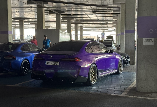BMW M5 G90