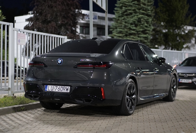BMW M760e xDrive